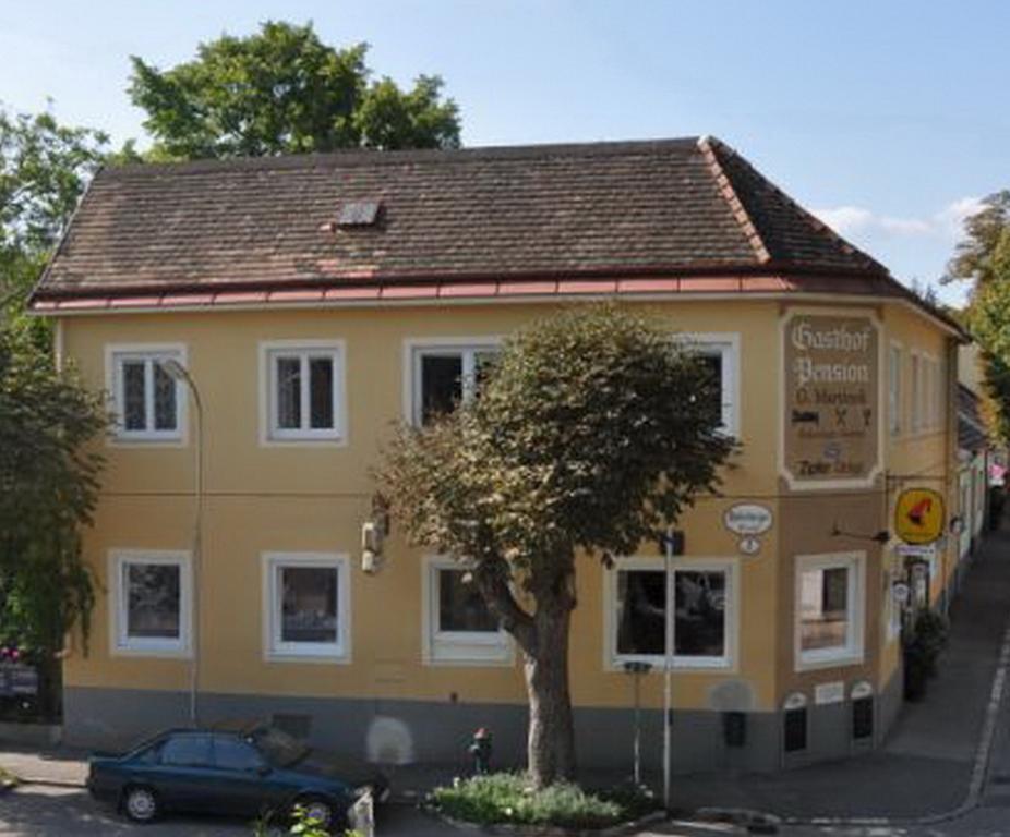 Hotel-Gasthof Martinek บาเดน ภายนอก รูปภาพ